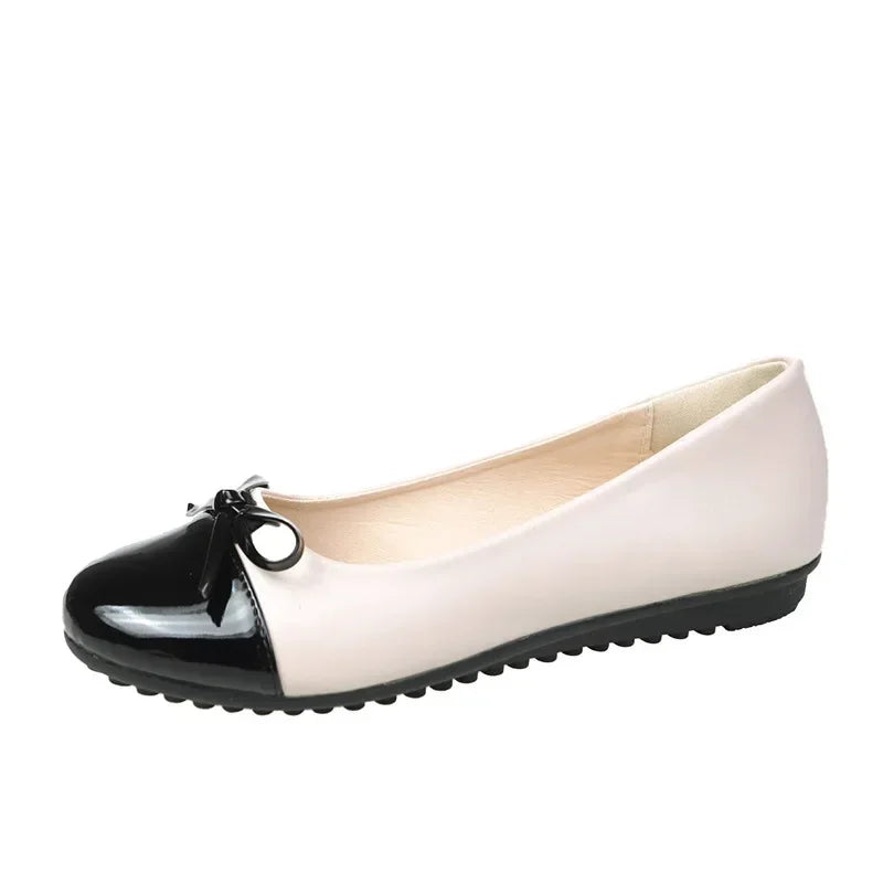 Sandra Slip-on Loafers with Elegant Bow-knot