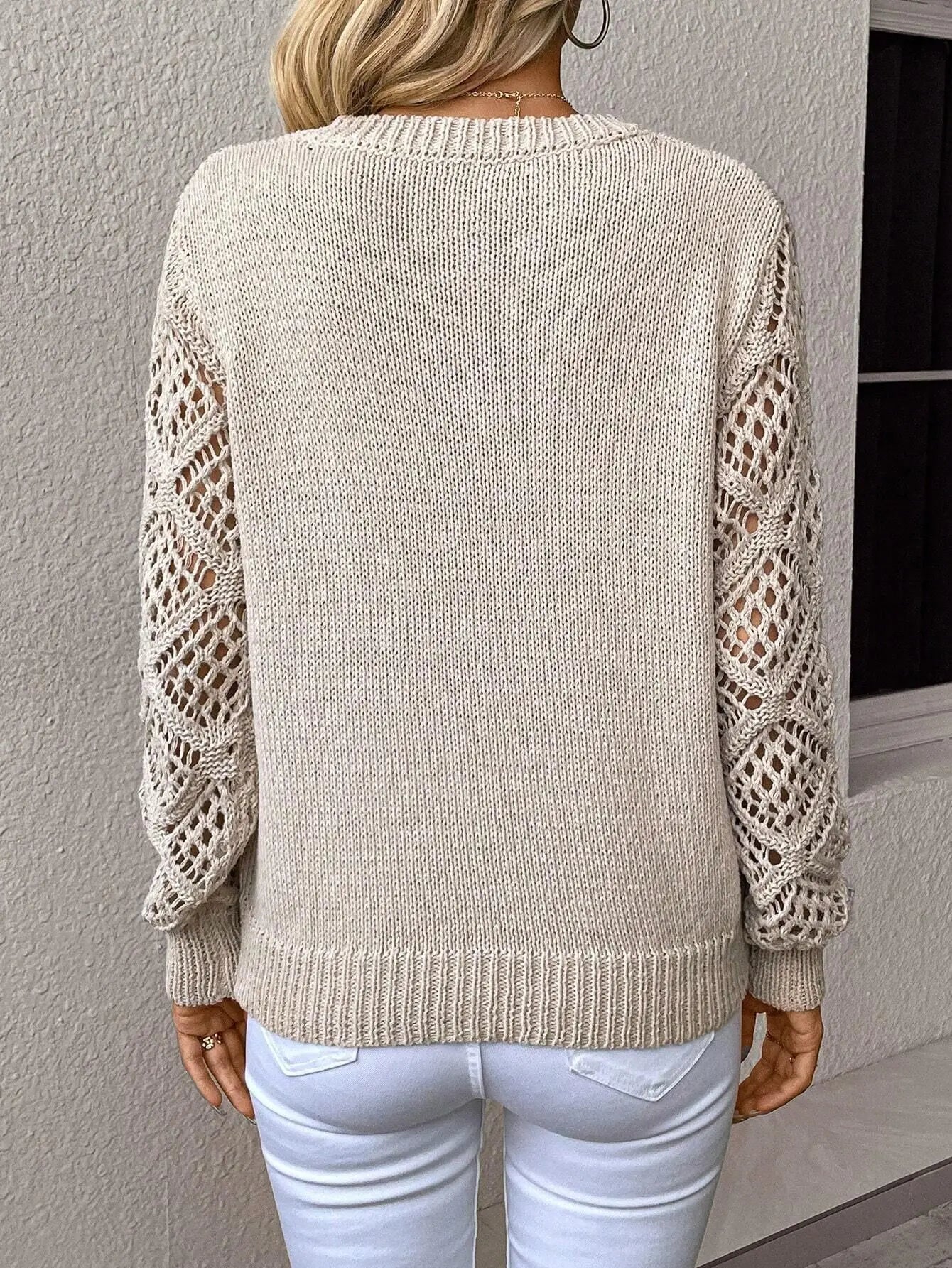 Victoria V-Neck Pullover