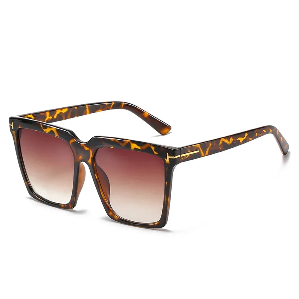 Chole Square Sunglasses