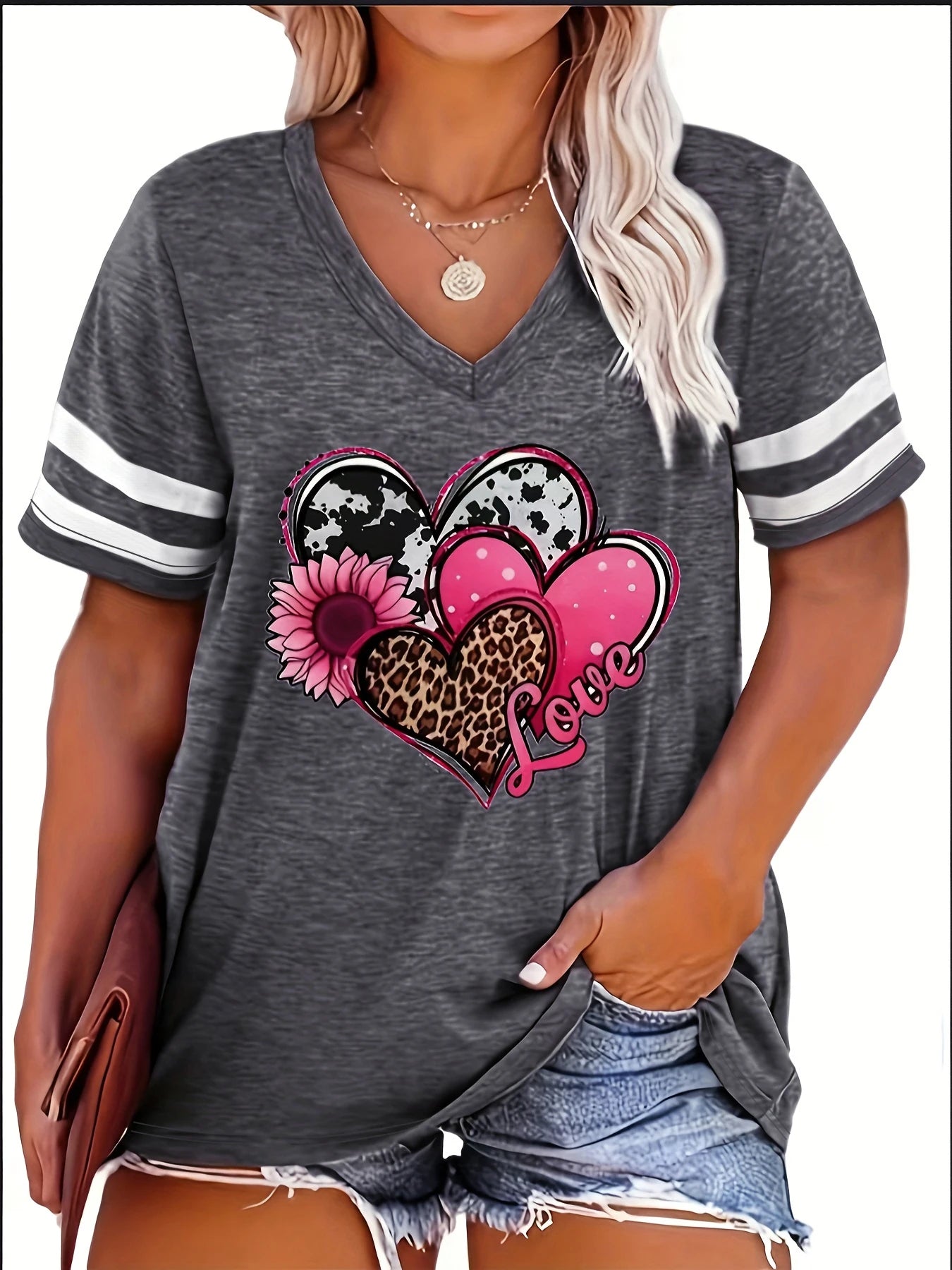 Primmy Plus Size Love Print Casual V-Neck Short-Sleeved Loose T-Shirt