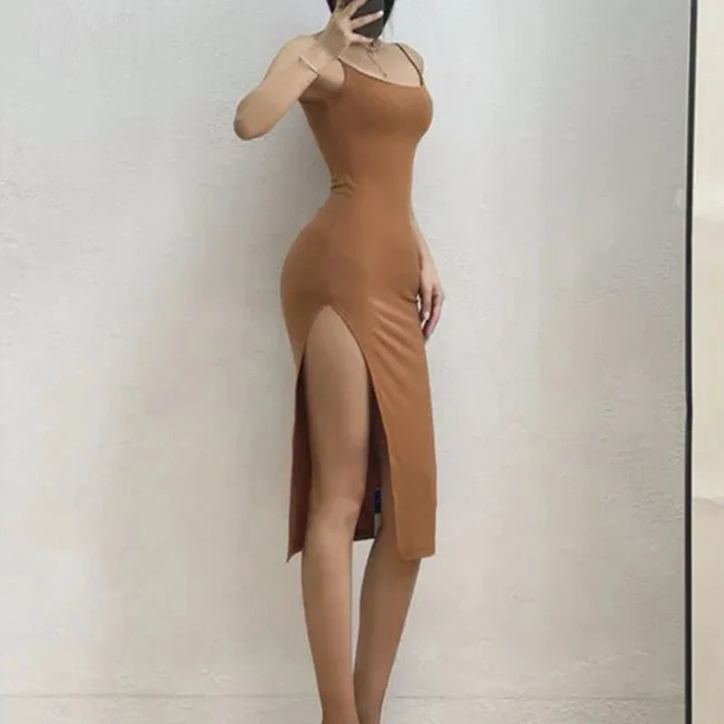 Tinas Sleeveless Slim Long Dress